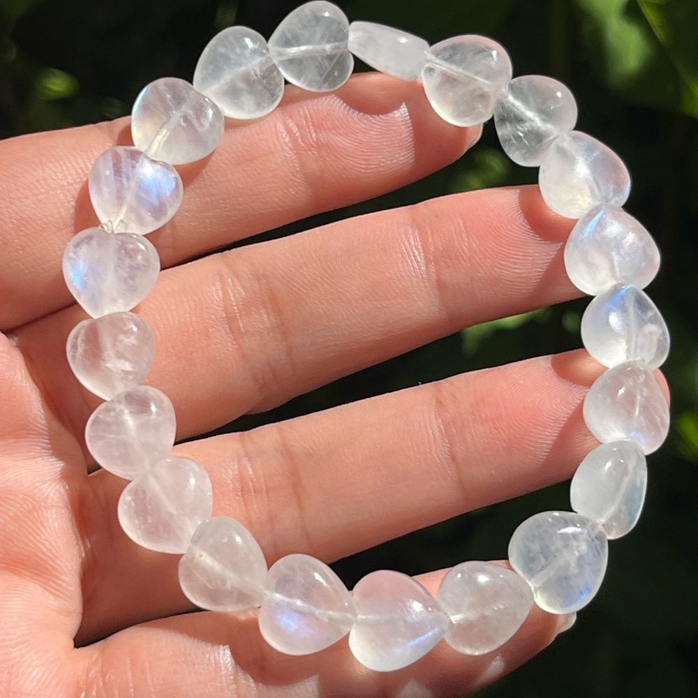 11mm stretchable high quality flashy Moonstone heart bracelet